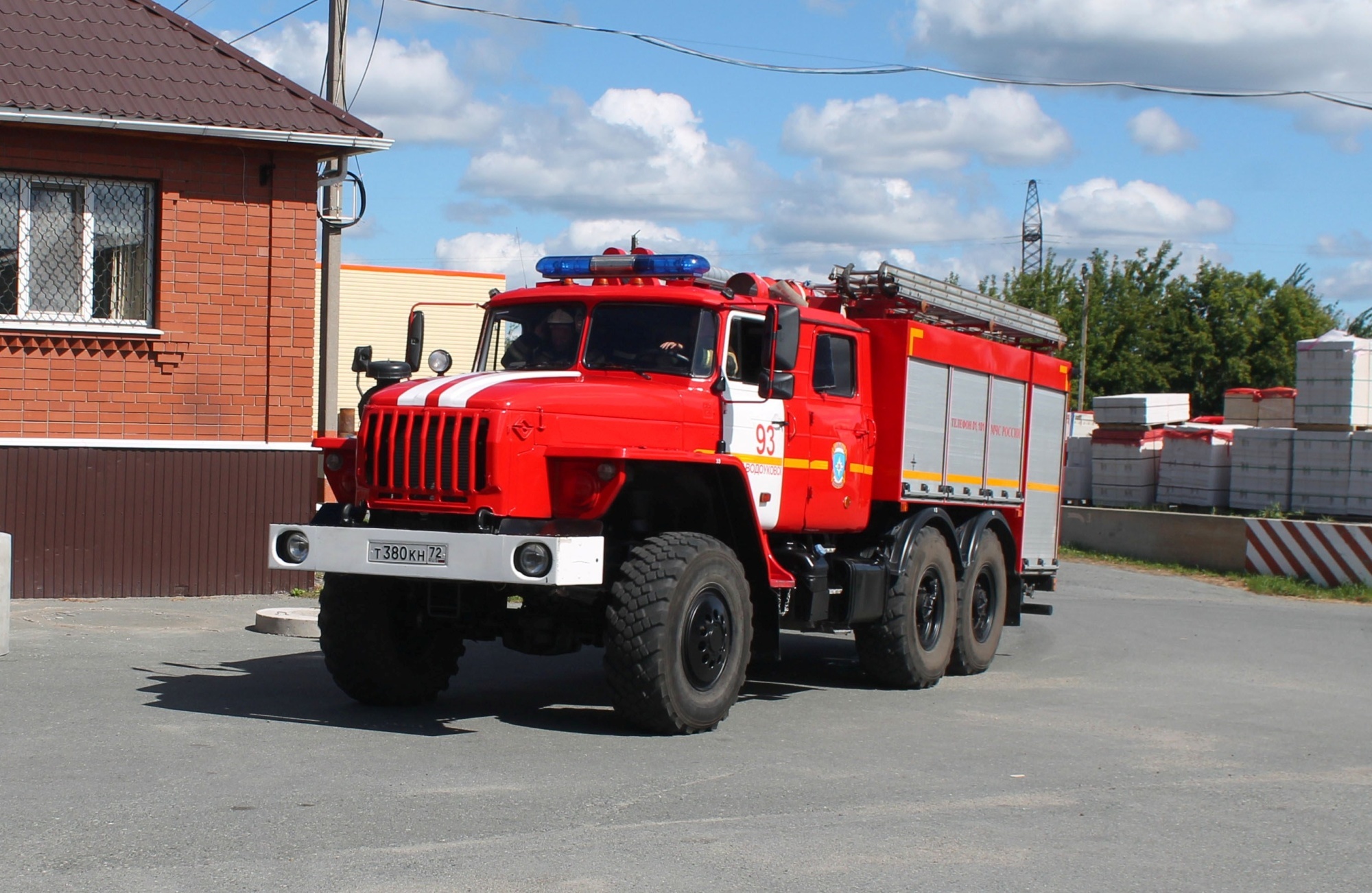 Пожарная тюмень. МЧС пожарник Владимир из Тюмени.